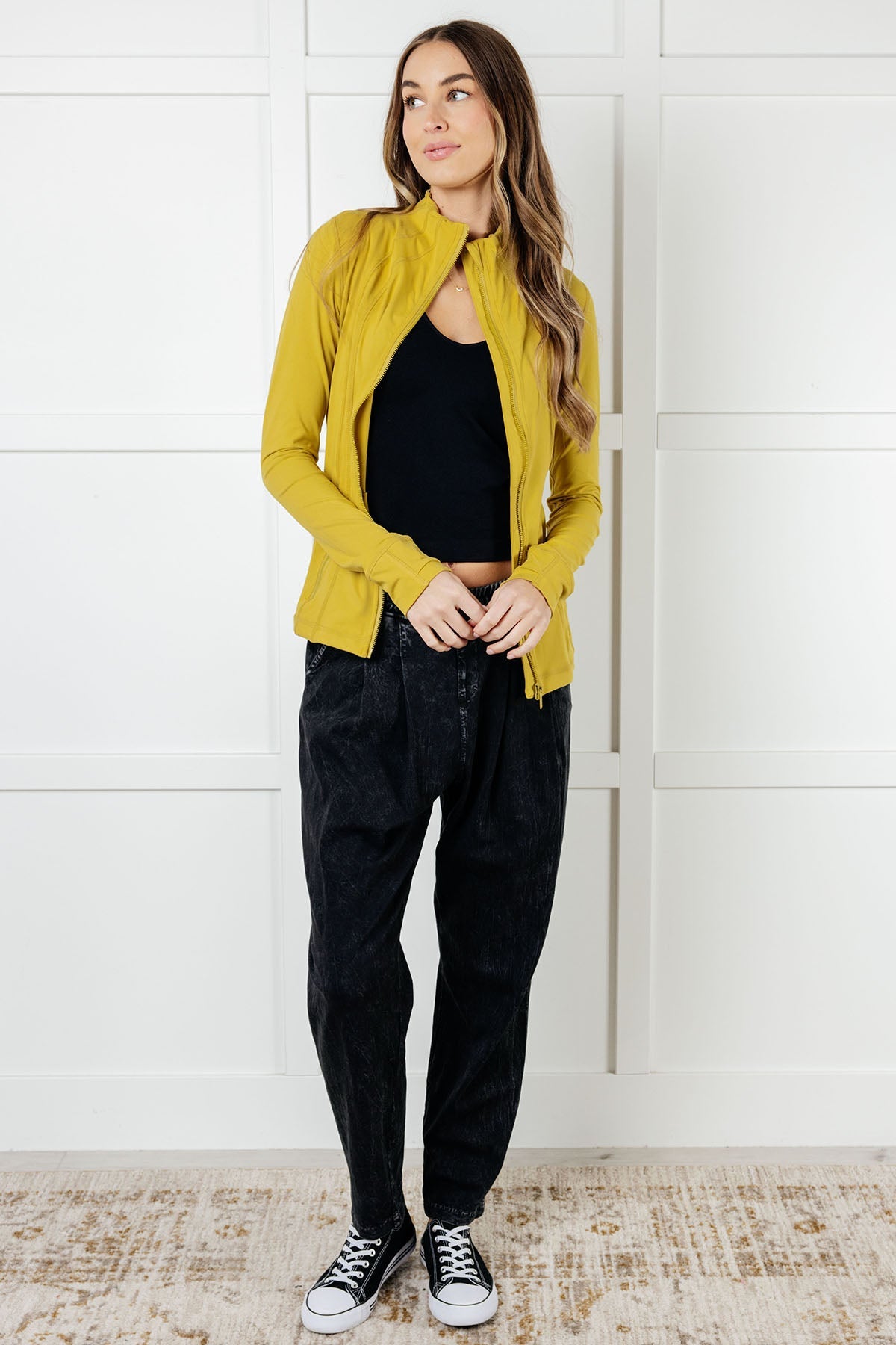 Staying Swift Activewear Jacket in Yellow Pear